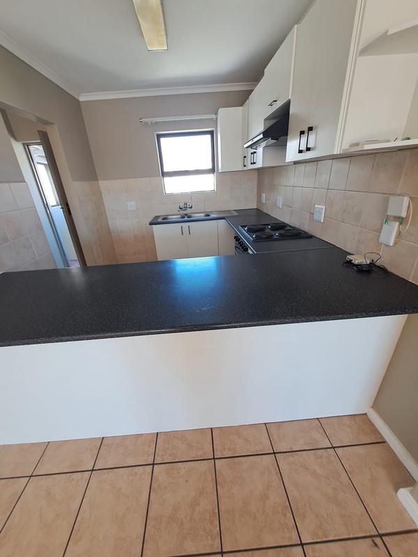 2 Bedroom Property for Sale in Vredekloof Western Cape